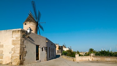 Windmill, Santa Catalina District, Palma, Island Of Majorca, Balearic, Spain | Bild: picture alliance / Bildagentur-online/Guichaoua | Bildagentur-online/Guichaoua